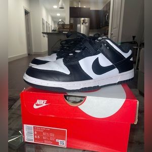 Nike Dunk Low Retro
White Black Panda (2021) Women’s size 8
